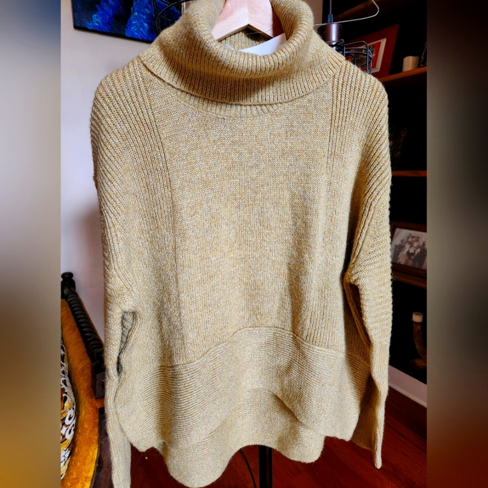 Ralph Lauren szL Gold Sweater